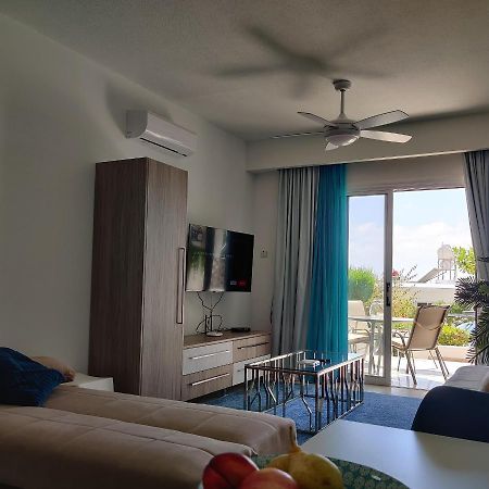 Lovely 1-Bedroom Unit @ Fabulous Location Pafos Dış mekan fotoğraf