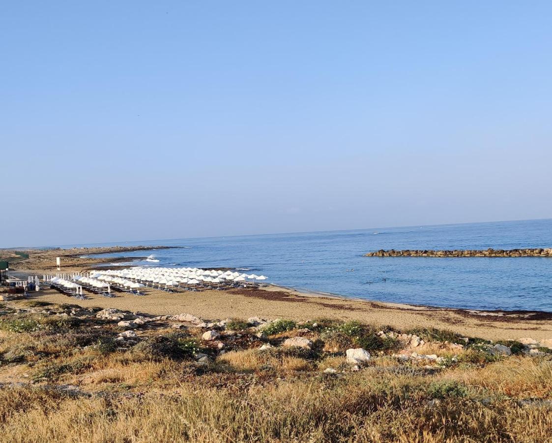 Lovely 1-Bedroom Unit @ Fabulous Location Pafos Dış mekan fotoğraf